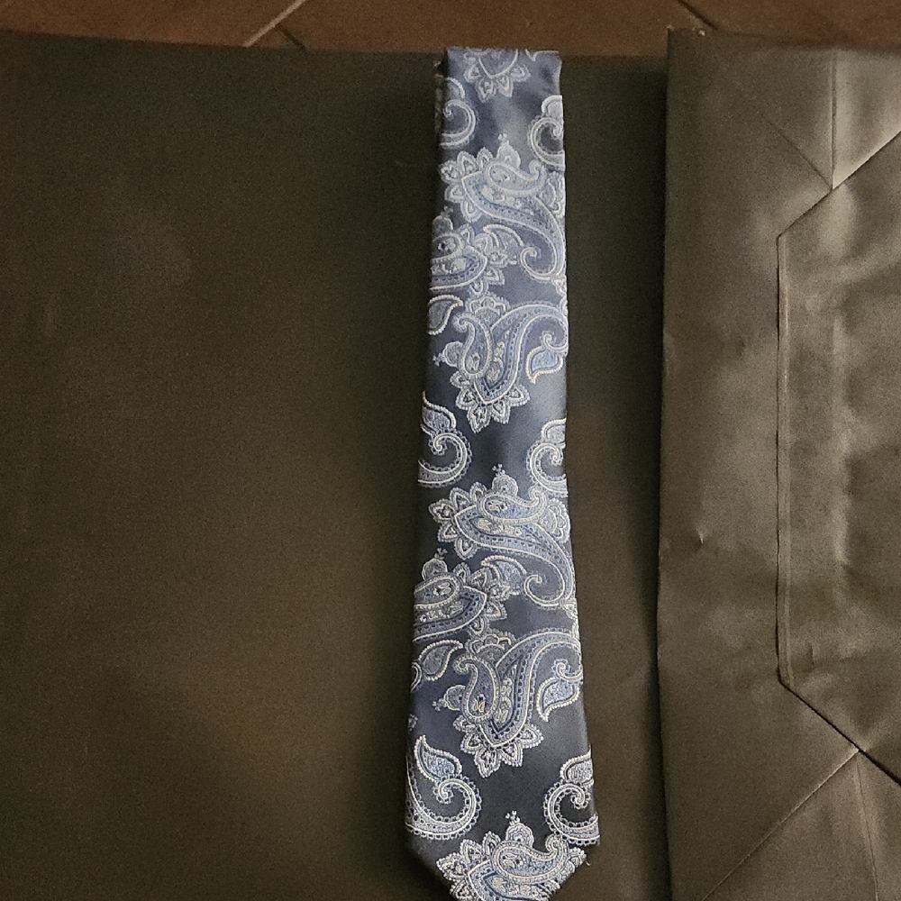 Paisley Patterned Tie - Blue and Gray